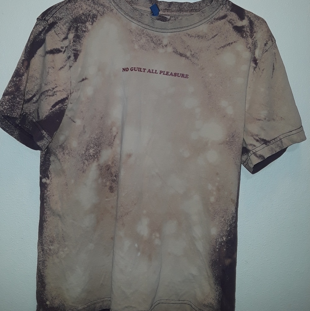 💕H&M bleached shirt
